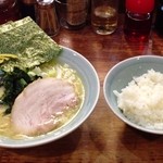 鶴一家 - 豚塩ラーメン並＋小ライス(2013.11.16)