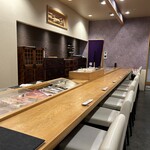 Sushi Dokoro Tatsutoshi - 