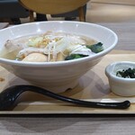 Kunimi Kitchen - 喜多方鬼わさびラーメン