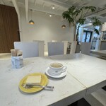 &t cafe - 店内