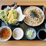 米村 - 料理写真:天ざるそば