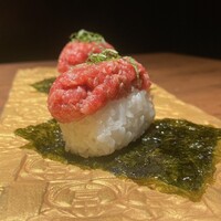 和牛とタン 焼肉 とみ 新橋本店 - 