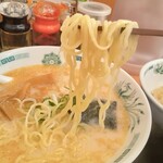 日高屋 - 豚骨ラーメン