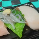 ちよだ鮨 - 白魚・白身の？？銀鱈（ぎんだら）