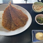 Funayoshi - 甘辛いソースのしみたアジフライ（ご飯は酢飯）