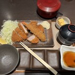 Tonkatsu Mahoroba - ミックスフライ膳