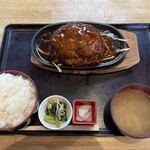 Hayasaka - 鉄板デミグラスソースハンバーグ定食 650gごはん大盛