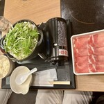 Shabushabu Sukiyaki Koshitsu Dainingu Tenkuu - 