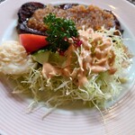 れすとらん あずまや - ◯サラダ
市販のワンサウザンドレッシングとなる