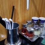 麺屋 ごとう - テーブルアイテム。