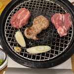 網焼きジンギスカン 羊肉酒場 悟大 大門店 - 