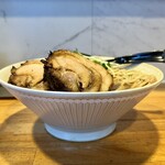 ボニート・ボニート - サイド