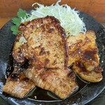 Aji No Hiroseya - 生姜焼定食（豚ロース） 900円