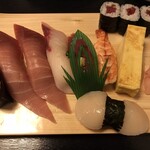 日の出ひの寿司 - 