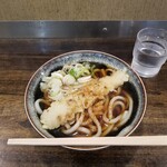 ガリレオ 八兵衛 - 竹輪うどん。