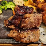 熟成牛ステーキ＆プレミアムハンバーグ Gottie'sBEEF - カットステーキ100g