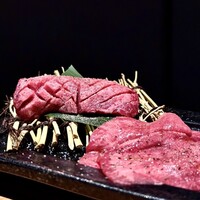 中目黒焼肉 登牛門 - 