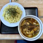 玉も亭 - 肉ナスつけ麺(900円)