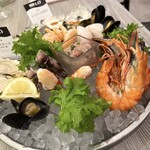 8TH SEA OYSTER Bar - シーフードプラッター