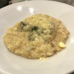 8TH SEA OYSTER Bar - 牡蠣とウニクリームのリゾット