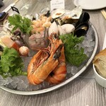 8TH SEA OYSTER Bar - シーフードプラッター