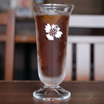 Bikkuri Donki - トーストセット 330円 のアイスコーヒー