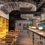 TAP SHOP BAR  - 内部