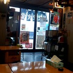 Taishuu Shokudou Shouwa Retoro Izakaya Wasshoi - 店舗内観