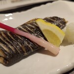 わらべ菜魚洞 - くろすみ焼き　尾側