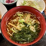 中華の金鳳 - 半ラーメン