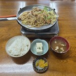 大安食堂 - けいちゃん定食 800円 (うどんﾄｯﾋﾟﾝｸﾞ 100円)