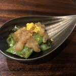 まほろば囲炉裏 - 万願寺唐辛子甘えびソースカラスミかけ