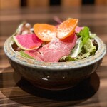 Let it Beef - 牧草牛ローストビーフのシーザーサラダ