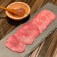 Let it Beef - 牧草牛熟成タン