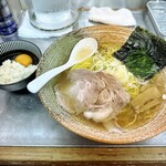 Fukumentomo - ブイヤベース風 塩ラーメン ホタテソース 生卵