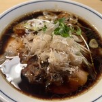 Ramen Uroko - 溜り醤油らーめん 850円