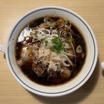 Ramen Uroko - 溜り醤油らーめん 850円