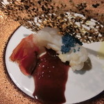 神戸牛炉釜炭焼ステーキ IDEA - 前菜・赤座エビのソテー赤ワインソース