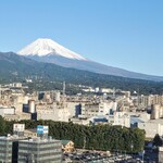 L'EAU - 窓からは富士山が見えます。
