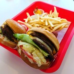 IN-N-OUT BURGER - DOUBLE-DOUBLE® & FRENCH FRIES　