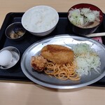 ラッキー食堂 ぐんま軒 - モツ煮定食・白