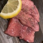 焼肉ウルフ - 