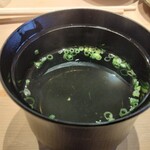 すしやのたい悟 - カワハギの出汁で作った吸い物