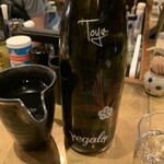 松 - 伯楽星の新澤酒造に造らせた　店オリジナル日本酒　リガーロ