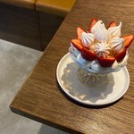 ADAGIO CAFE - 平日予約限定イートンメスセットsmallサイズ