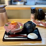 吉祥寺 肉ドレス海鮮丼 - 