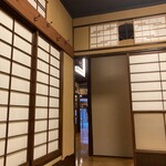 ぼたん - 室内は戦果を免れた昭和時代のままらしい