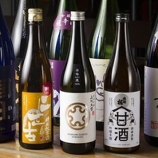 店長引以為豪的日本酒是期間限定的當地酒◎無限暢飲也值得推薦