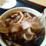 元祖 熊谷うどん 福福 - こういう大きさの肉が入ってます！