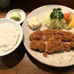 とんかつ かつせい - ロースかつ定食※味噌汁・漬物付き